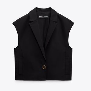 Zara Buttoned Cropped Vest